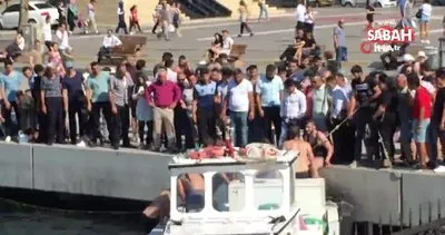 İstanbul Kadıköy’de denize düşen iki kadının kurtarılma anları kamerada