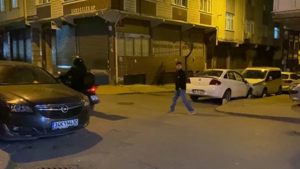 Esenler’de asker eğlencesinde kan aktı: Uyarılan 17’lik sürücü dehşet saçtı! Akranı ağır yaralı… Esenler’de asker eğlencesinde kan aktı: Uyarılan 17’lik sürücü dehşet saçtı! Akranı ağır yaralı…