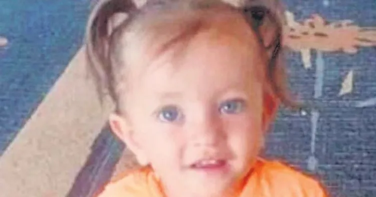 Hiranur bebek, aracın altında can verdi