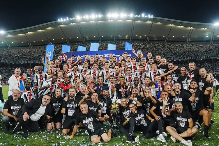 SON DAKİKA HABERLERİ: Beşiktaş’ın tarihi hezimeti sonrası Galatasaray'a olay sözler! “Tek kelimeyle hezimet…”