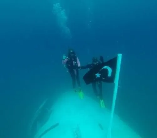 Kuşadası’nda batırılan uçak dalış yapanları bekliyor