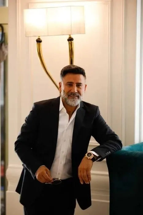 Psikolojisi iyi değil ilaç kullanıyor Türkücü İzzet Yıldızhan’dan şaşırtan İbrahim Tatlıses itirafı!