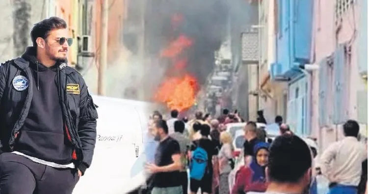 Evlerin arasına uçak düştü: 2 ölü