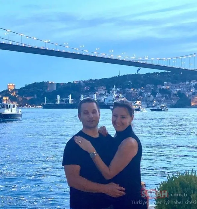 Pınar Altuğ’dan eşi Yağmur Atacan ile sarmaş dolaş aşk pozu! Pınar Altuğ siyah elbisesi ile göz kamaştırdı....