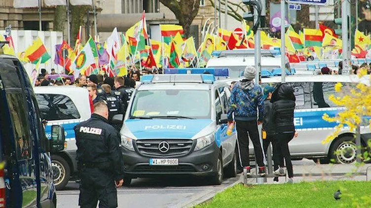 PKK ve FETÖ'ye kucak açan Almanya'da çocuk kanalında Türk düşmanlığı