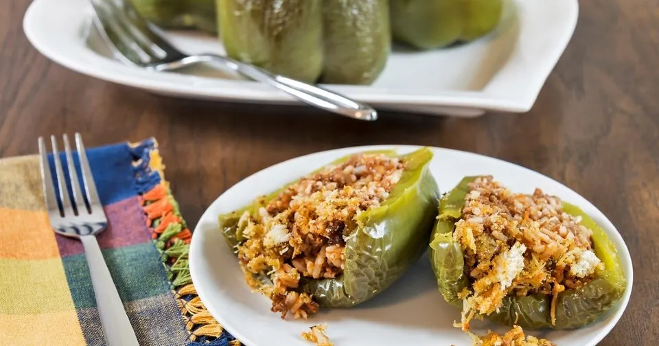 Zeytinyagli Biber Dolmasi Tarifi Biber Dolmasi Nasil Yapilir Yemek Tarifleri Haberleri