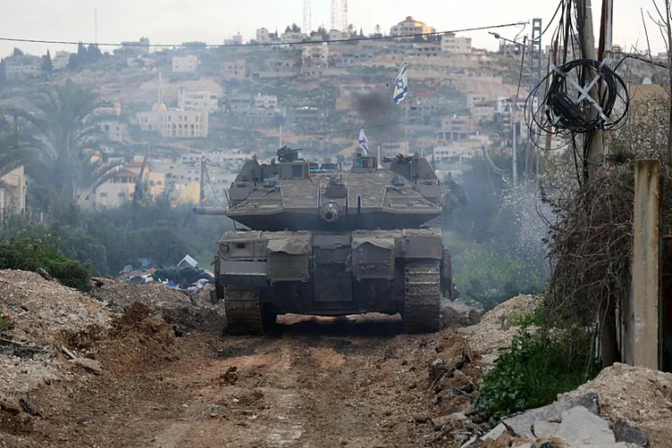 İsrail kaos tuşuna bastı! Soykırımcı bakandan savaş açıklaması: Zafer daha önemli!