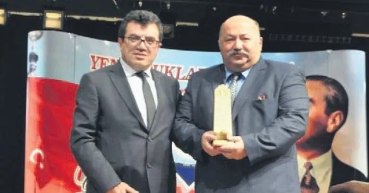 Faruk Yaman’a Türk kültürüne hizmet ödülü