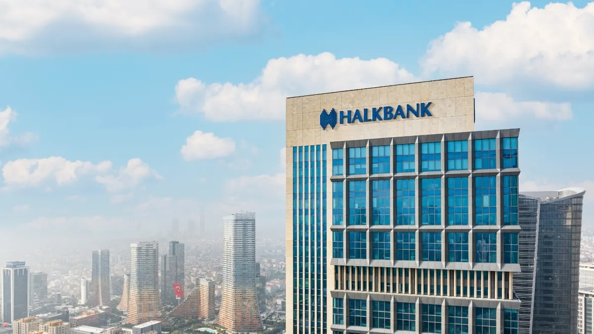 Son dakika | ABD'de 9 yıldır süren Halkbank davası düştü! "Ülke ekonomisinin büyümesine katkı sağlamaya devam edeceğiz"