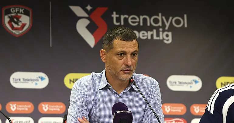 Mirel Radoi: İlk yarı çok yavaş oynadık!