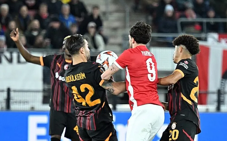 Son dakika haberi: AZ Alkmaar - Galatasaray maçında Muslera ve Nelsson’dan inanılmaz hata!