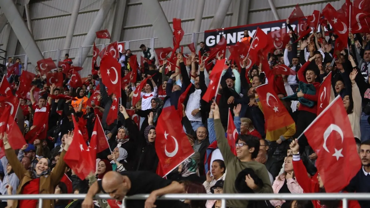 A Milli Futbol Takımı’nın Bulgaristan maçı biletleri genel satışa çıktı A Milli Futbol Takımı’nın Bulgaristan maçı biletleri genel satışa çıktı