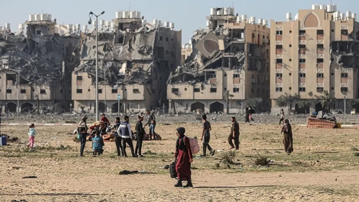 Gazze’de yaralanan 3 Filistinli Türkiye’ye getirildi Gazze’de yaralanan 3 Filistinli Türkiye’ye getirildi