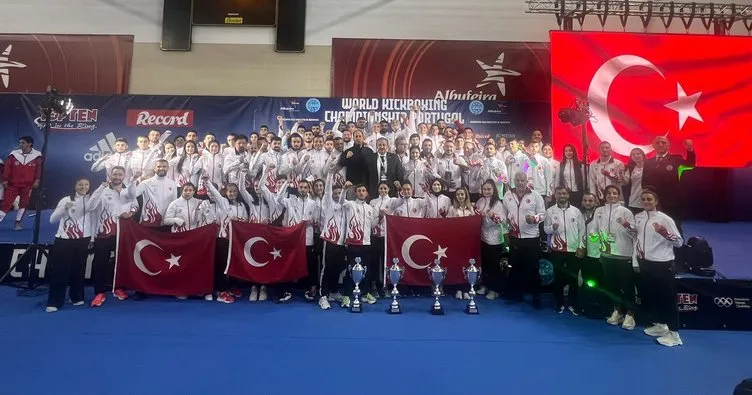 Kick Boks Şampiyonasında Türkiye, dünya şampiyonu oldu
