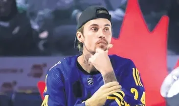 Dünya, ünlü yıldızın gözyaşlarını konuşuyor