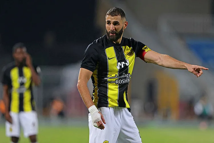 karim-benzemadan-gazzelilere-destek-mesaji-1697392269284.jpg