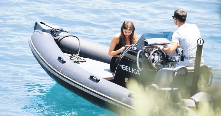 Sevgilisini botla gönderdi