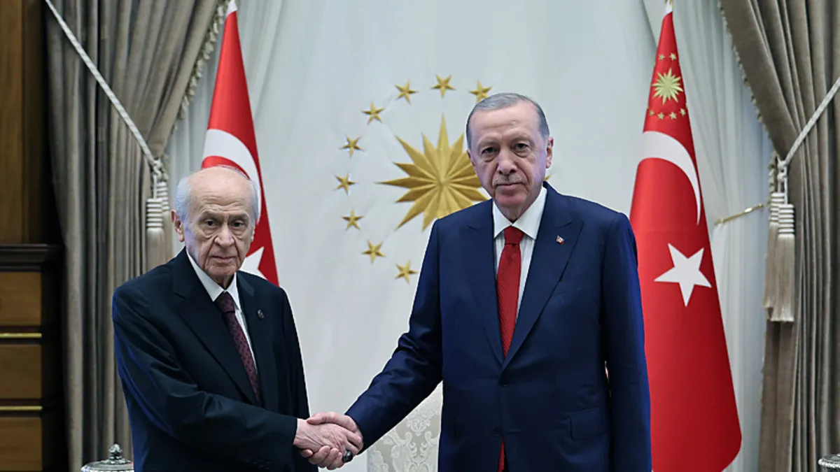 Külliye'de kritik zirve! Başkan Erdoğan, MHP lideri Bahçeli ile bir araya geldi: Masada hangi konular var?