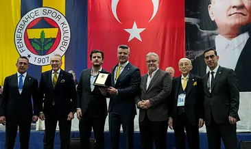 Fenerbahçe’den, Ali Şen’e 50. yıl plaketi!