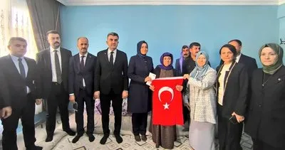 AK Parti Genel Başkan Yardımcısı Fatma Betül Sayan Kaya şehit ailesini ziyaret etti #sanliurfa