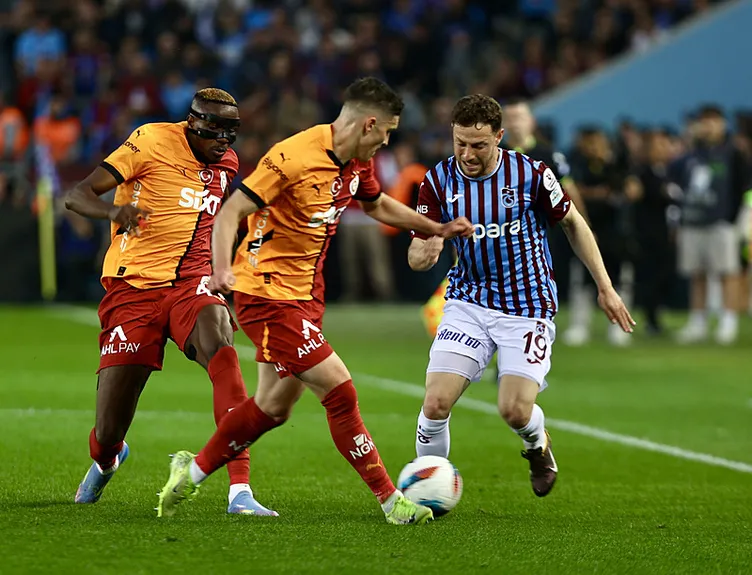 Galatasaray’da ayrılık kararı iptal! Okan Buruk kalmasını istiyor…