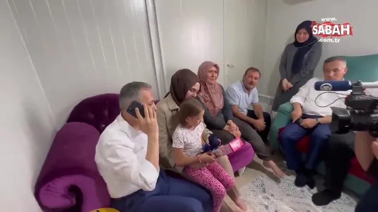 Başkan Erdoğan'dan depremzede aileye bayram tebriği: Daha çok çalışacağız | Video