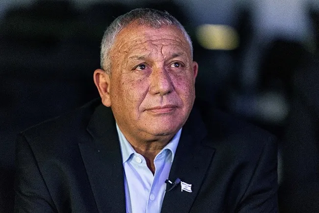 İsrail'de son seçim anketi açıklandı! Netanyahu'nun koltuğu sallanıyor