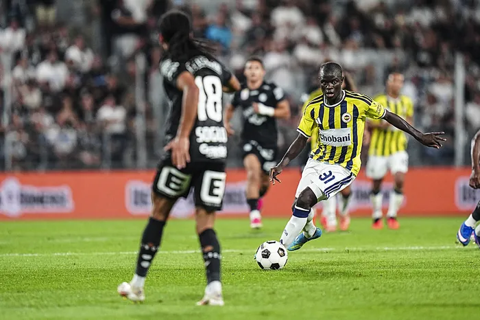 canli-uefa-sampiyonlar-liginde-sturm-graz-fenerbahce-maci-1786477250448.jpeg