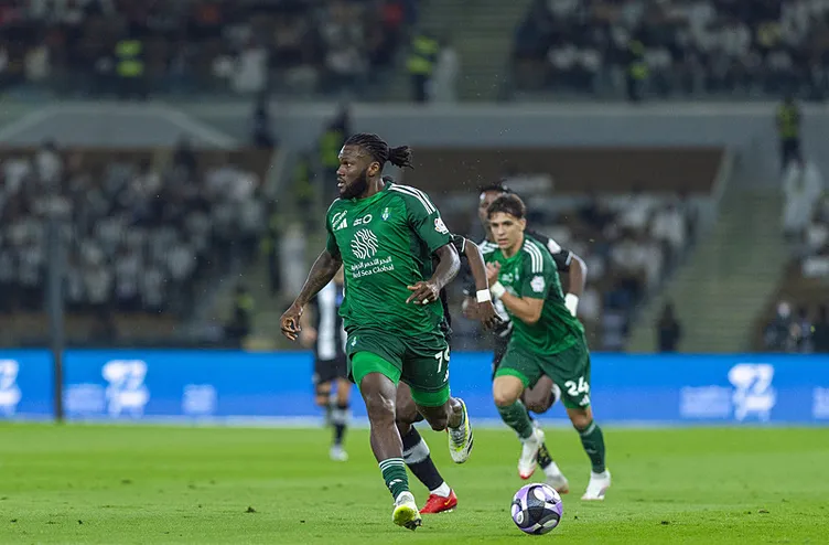 SON DAKİKA! Fatih Terim’in 3. gole verdiği tepki gündem oldu! Merih Demiral, Al Ahli - Al Shabab maçına damga vurdu...