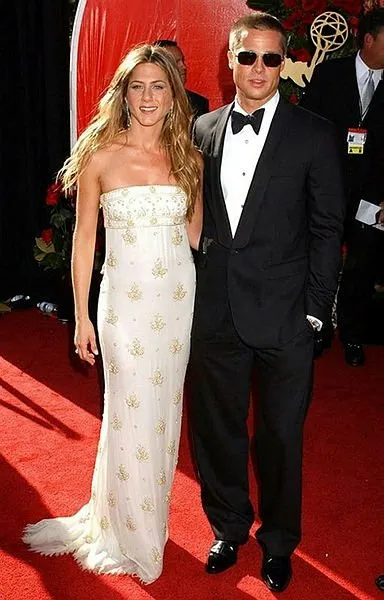 Brad Pitt ve eski eÅi Jennifer Aniston hakkÄ±nda Åok iddia!