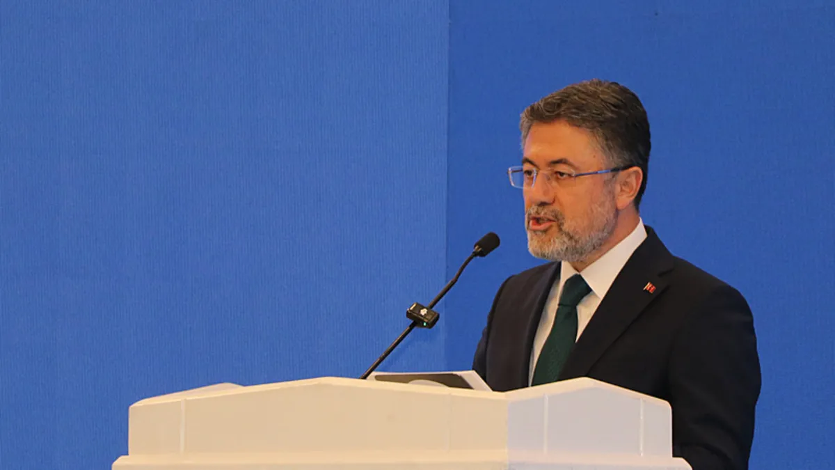 Kesimhanelerde yeni dönemi başlatan kamera takip sistemini gösteren temsili görsel.