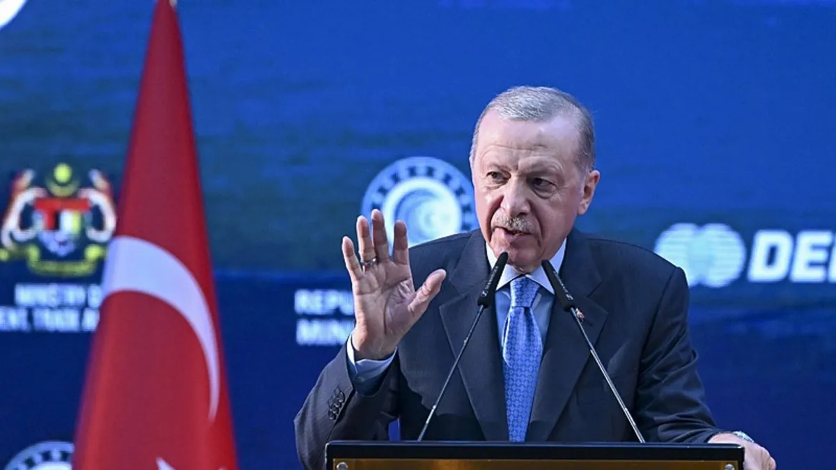 SON DAKİKA | Başkan Erdoğan'dan Malezya'da önemli açıklamalar: Türkiye Yüzyılı hedefiyle yürüyeceğiz