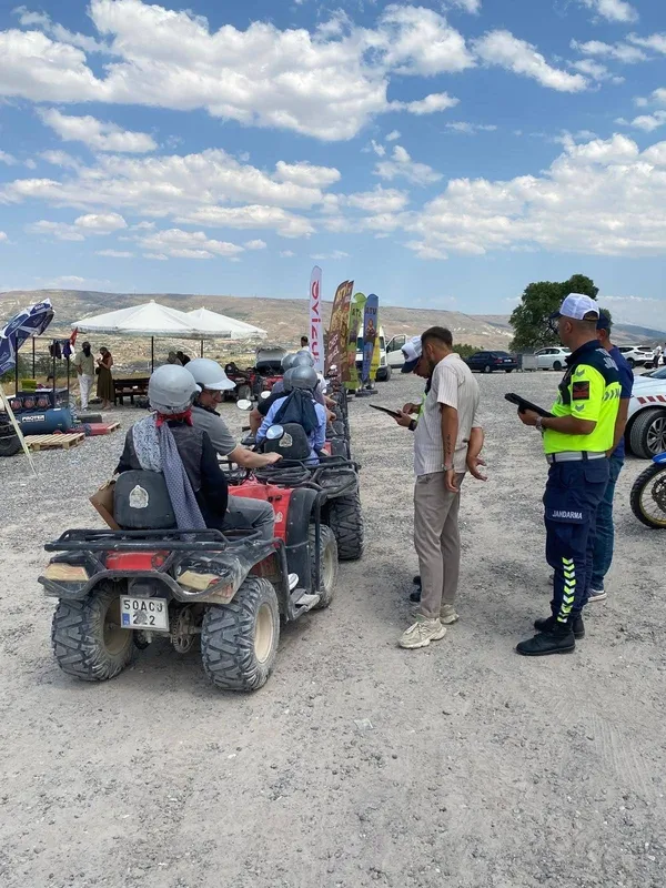 nevsehirde-jandarmadan-motosiklet-atv-ve-utv-denetimi-70-araca-ceza-15-arac-trafikten-men-1783771982648.jpg