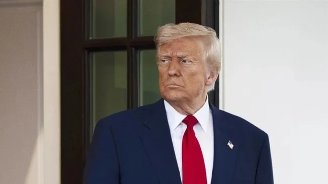 trumptan-dikkat-ceken-fed-cikisi-benimle-ayni-fikirde-olmayan-kimse-baskan-olamaz-1766517343011.jpeg Trump'tan dikkat çeken FED çıkışı: