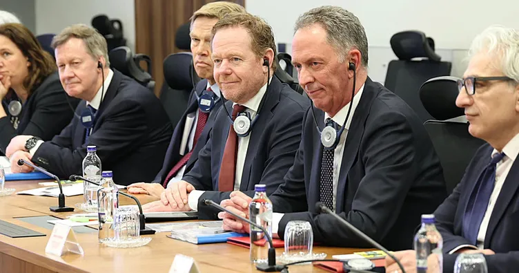 Hollandalı bakandan İran savaşı açıklaması: Türkiye arabuluculukta hayati rol üstlenebilir