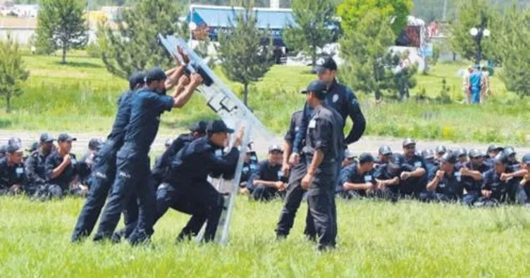 Afrin’in güvenliği polislere emanet