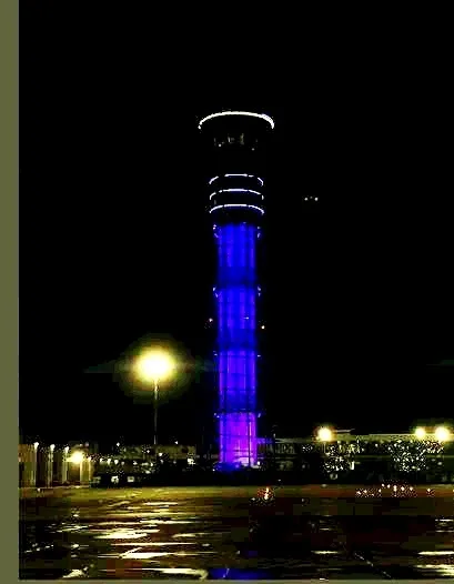 Işıklandırılan Galata Kulesi