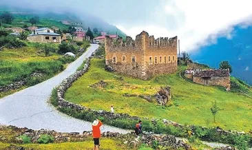 Kayıp köylerin peşinde Santa