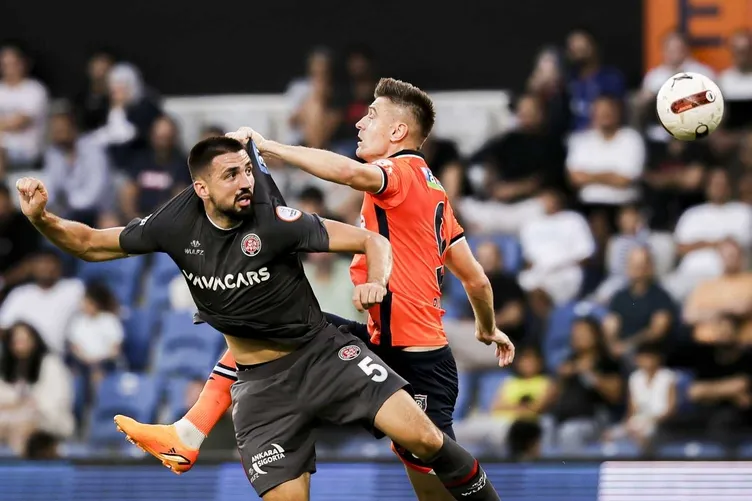 Süper Lig devi gözünü kararttı! Krzysztof Piatek hamlesi…