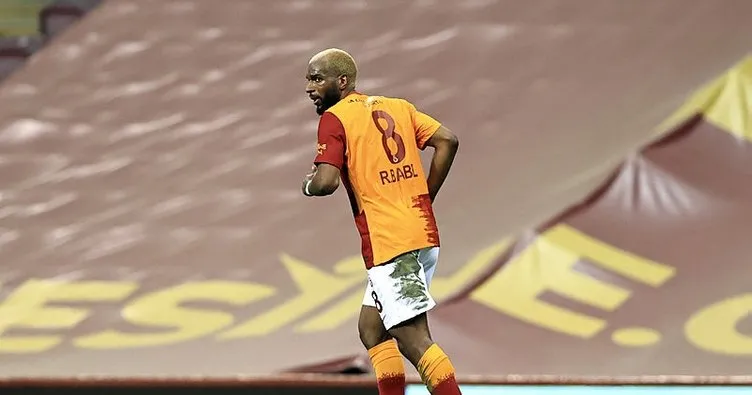 Galatasaraylı futbolcu Ryan Babel şarkı çıkardığına pişman oldu! Verdiği yanıt taraftarı çıldırttı…
