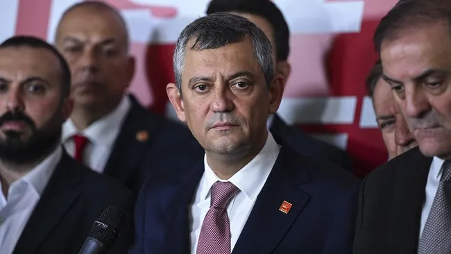 son-dakika-chpden-olaganustu-kurultay-karari-tarih-belli-oldu-1757111268902.jpg SON DAKİKA... CHP'den olağanüstü kurultay kararı! Tarih belli oldu