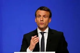 SON DAKİKA: Ünlü Fransız düşünür Macron’u yerin dibine soktu: Ülkesini satıyor...