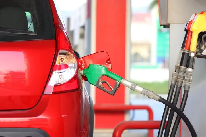 Akaryakıt fiyatları son dakika 15 Ağustos 2023: Benzine zam haberi! Bugün motorin fiyatı ve benzin fiyatı ne kadar kaç TL oldu?