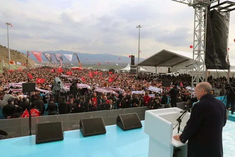 Son dakika! İzmir Ege Otoyolu projesi böyle açıldı! Açılıştan dakikalar önce dikkat çeken detay...