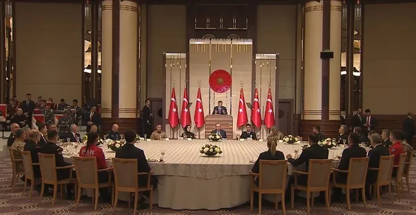 cumhurbaskani-erdogan-emniyet-jandarma-ve-sahil-guvenlik-personeliyle-iftarda-bulustu-bakan-yerlikaya-turkiyen-1741283700337.jpg