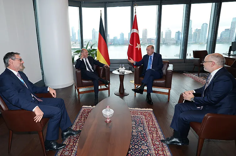 Ankara-Berlin hattında kritik temas! Başkan Erdoğan, Almanya Başbakanı Scholz ile görüşecek