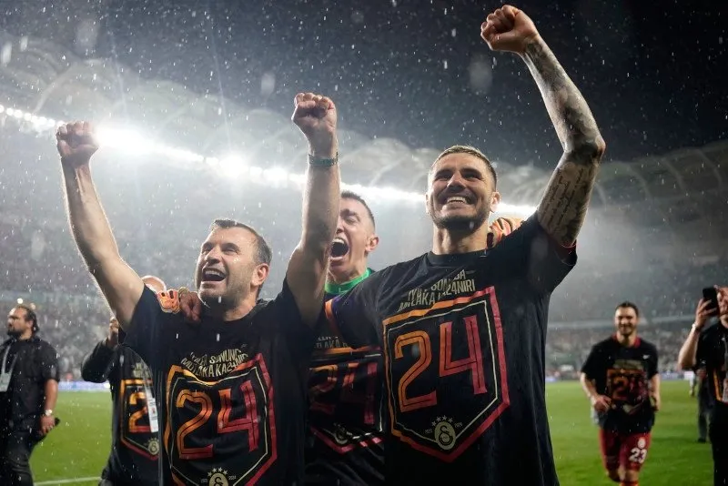 Son dakika haberleri: Şampiyon Galatasaray'ın Devler Ligi'ndeki muhtemel rakipleri belli oldu! Play-off'ta zorlu takımlar...