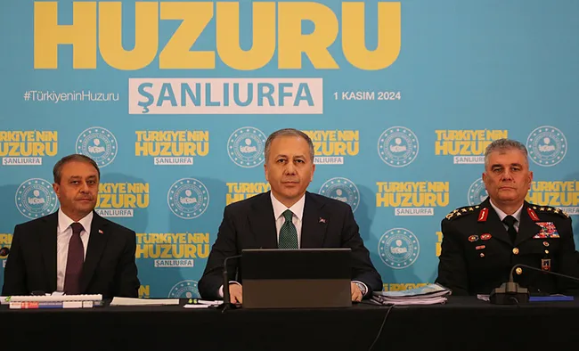 icisleri-bakani-ali-yerlikaya-terorun-siyaseti-olmaz-sadece-mucadele-ediyoruz-1730459115153.jpeg İçişleri Bakanı Ali Yerlikaya: Terörün siyaseti olmaz, sadece mücadele ediyoruz