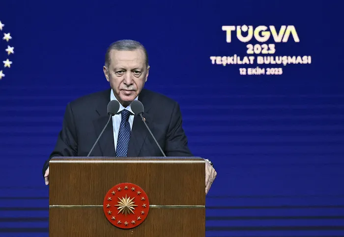son-dakika-baskan-erdogandan-israil-zulmune-sert-tepki-gazzede-su-yok-ekmek-yok-gida-yok-1697129484654.jpg SON DAKİKA | Başkan Erdoğan'dan İsrail zulmüne sert tepki: Gazze'de su yok, ekmek yok, gıda yok!