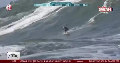 Çılgın sörfçü 5 metrelik dalgalar üzerinde sörf yaptı | Video